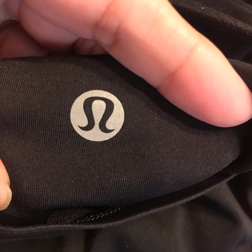 LULULEMON FINAL LAP TANK BLACK SZ 8 - Picture 4 of 10